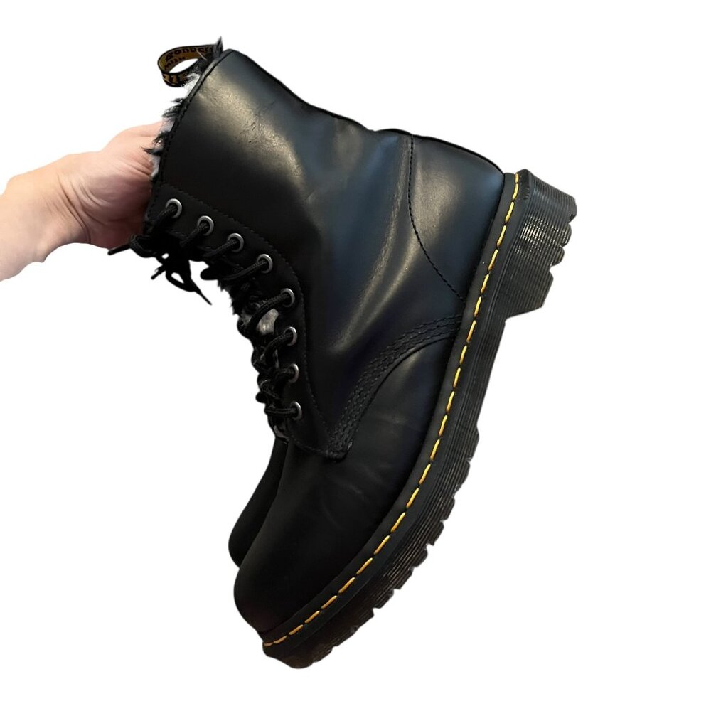 Dr. Martens Black Leather Fur-Lined Boots Womens Size 8 Lace-Up With Yellow Stit - Picture 5 of 10